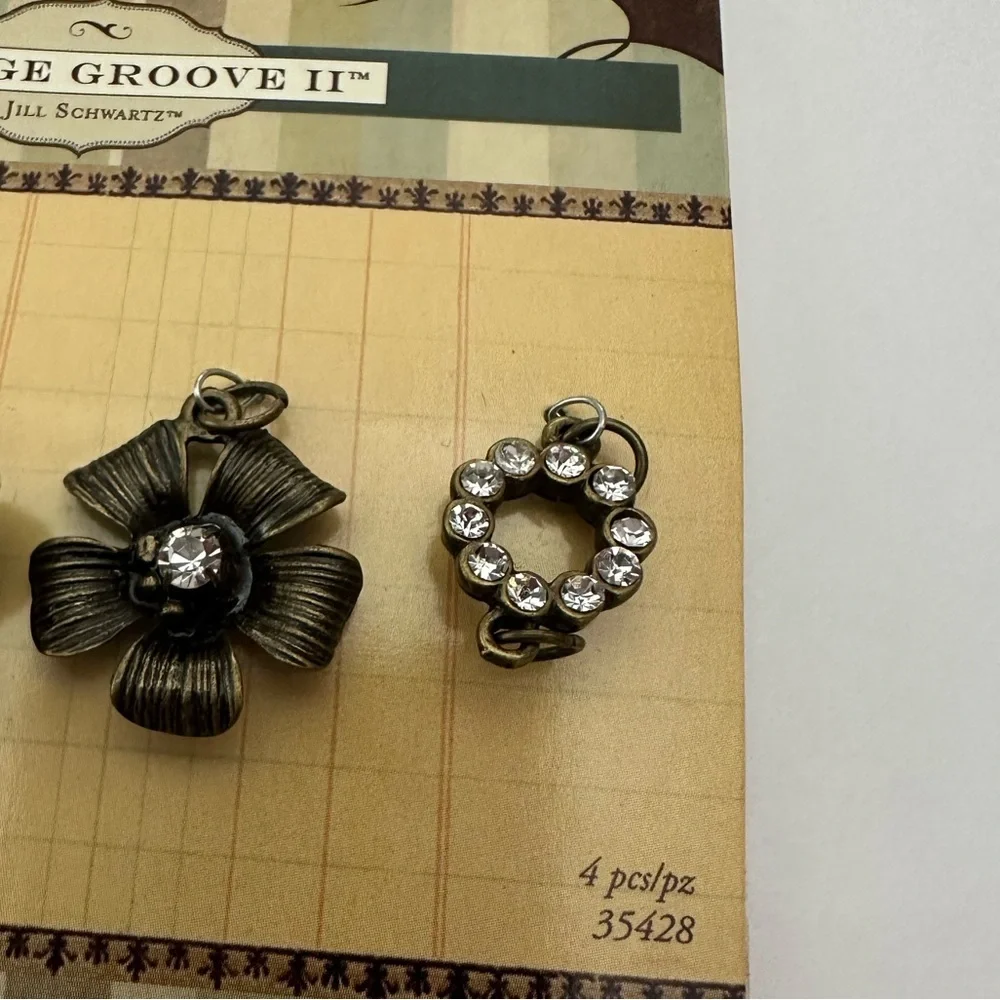Making Memories Vintage Groove Jill Schwartz Craft Pendant Combinations Jewelry